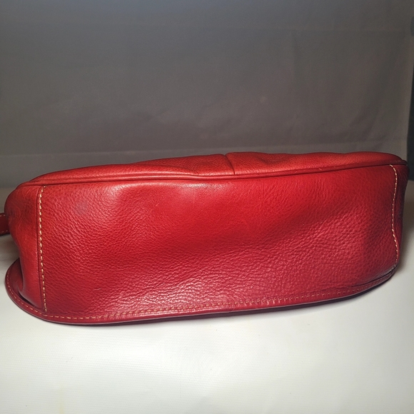 Dooney & Bourke Red Florentine Ivory Sherpa Crossbody Shoulder Saddle Bag - Picture 4 of 16